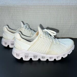 On Women’s Cloudswift Running Shoe